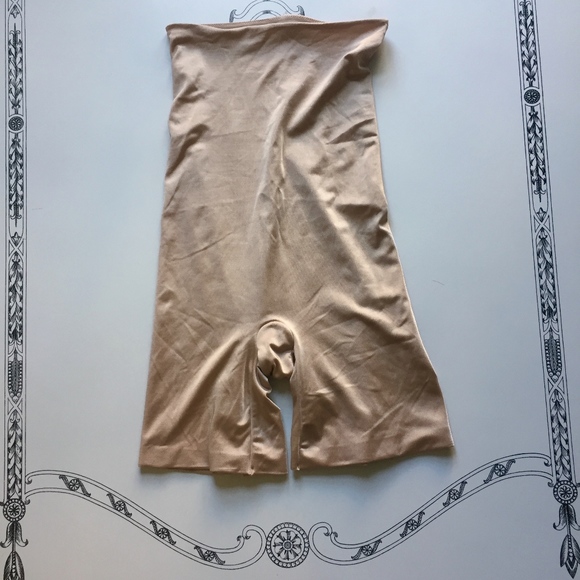 Assets High Waisted Nude by SPANX - Picture 2 of 4